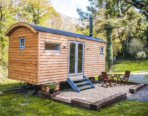 Little Willow shepherds hut