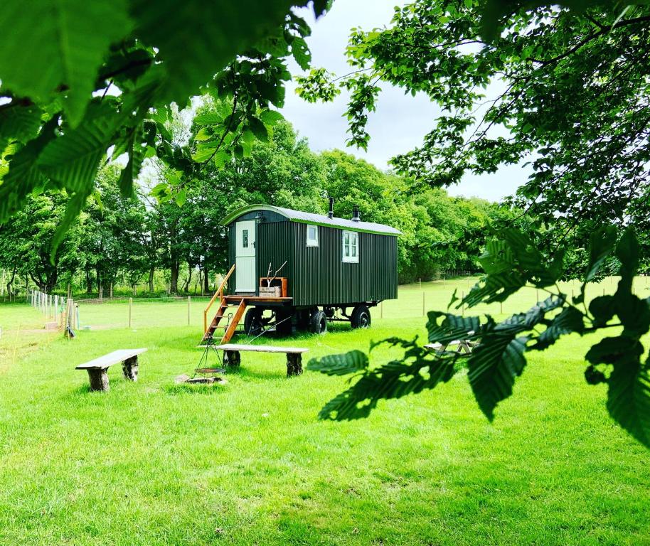 The big green shepherds hut in Charlwood Surrey